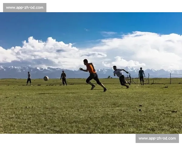 喀什足球：从百年热土到国际赛场的全民狂欢