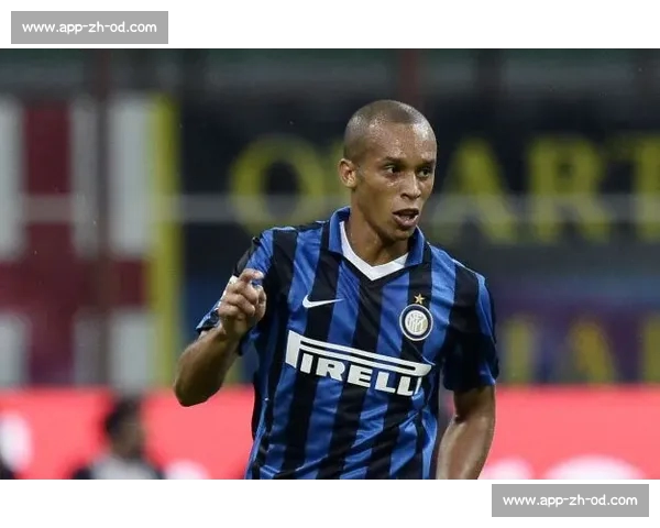 米兰 1600 万 + 400 万欧正式报价瓦伦西亚中场哈维 - 格拉